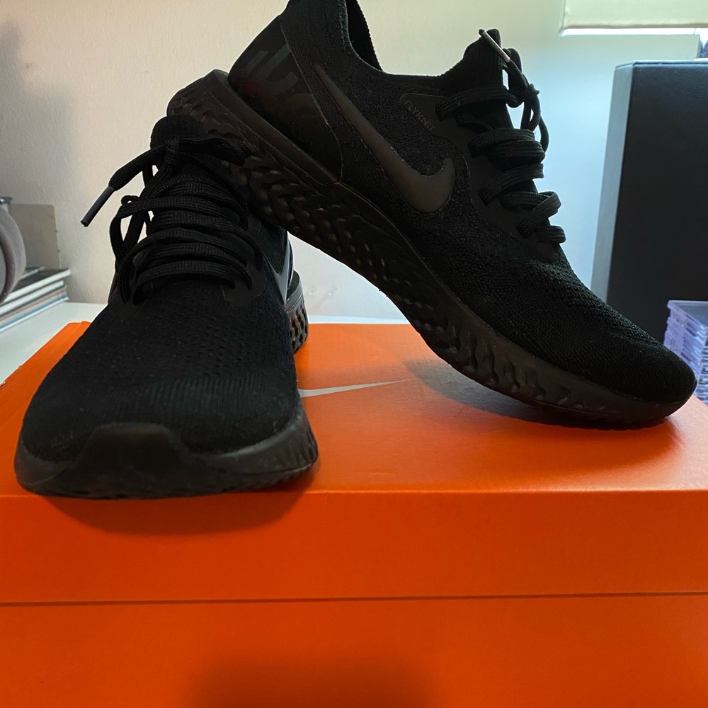Nike Epic React Flyknit SOLD
